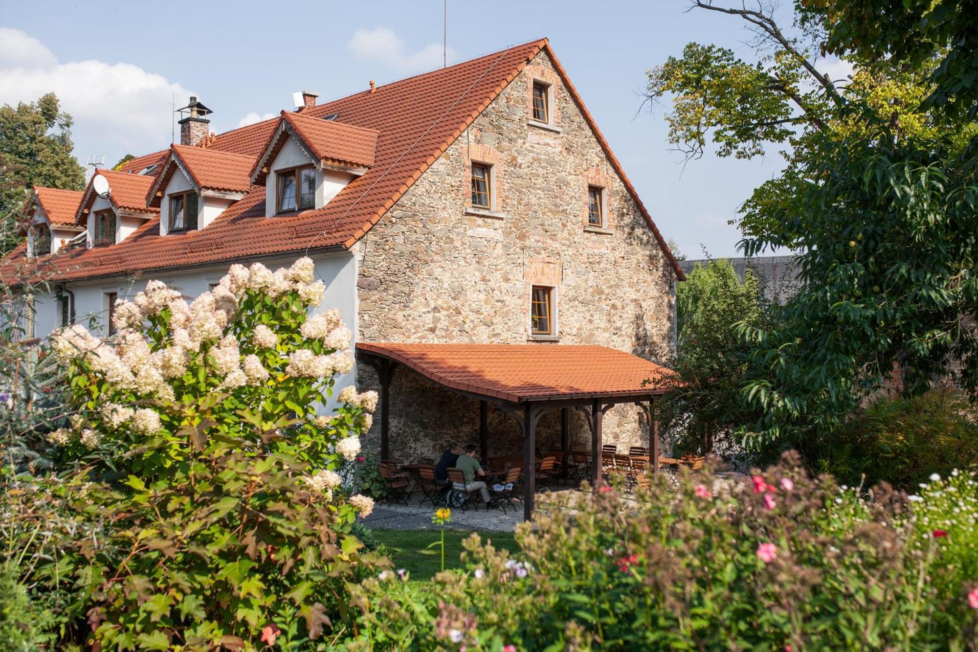 Villa Greta Свежава Екстериор снимка